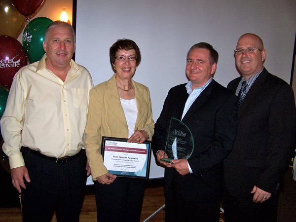 KDH Board of Directors Chair Jean-Jacques Rousseau (second from right) accepts the Bill Thake Economic Development Award on behalf of the Board. Also pictured, Dermid O'Farrell (far left), Chair of the KDH Foundation Board, Lis Angus (second from left), Vice Chair of the KDH Board of Directors, and Steve Clark (far right), Leeds and Grenville MPP.